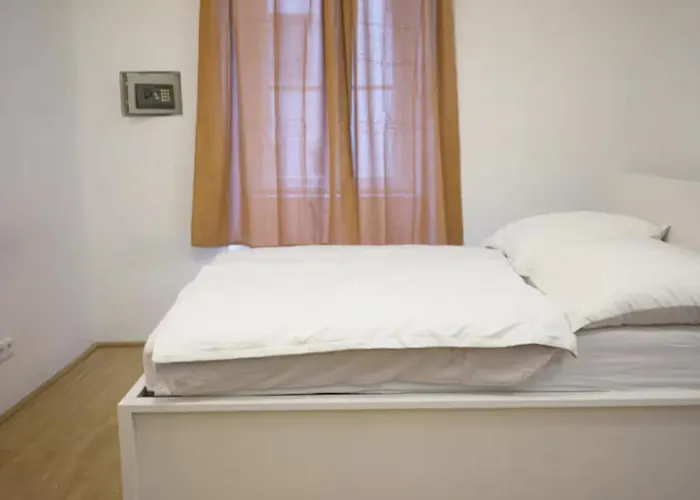 Modern In Viennas Hip Area, & Comfortable Apartment
